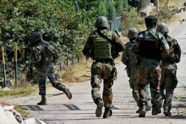 indian army personnel killed in kulgam jammu kashmir